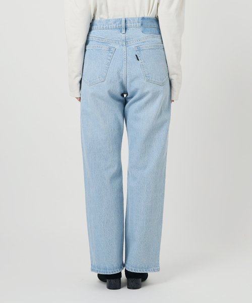 SLOBE IENA(スローブイエナ)の「《3サイズ展開/追加6》LE DENIM ストレートデニムパンツ(その他パンツ・レディース・サックスブルー・38/34/36)」の14枚目の写真