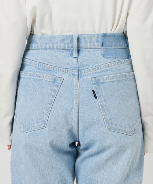 SLOBE IENA(スローブイエナ)の「《3サイズ展開/追加6》LE DENIM ストレートデニムパンツ(その他パンツ・レディース・サックスブルー・38/34/36)」の16枚目の写真