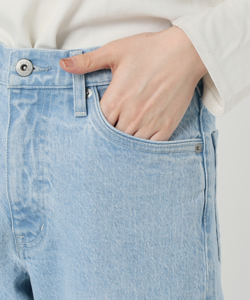 SLOBE IENA(スローブイエナ)の「《3サイズ展開/追加6》LE DENIM ストレートデニムパンツ(その他パンツ・レディース・サックスブルー・38/34/36)」の17枚目の写真