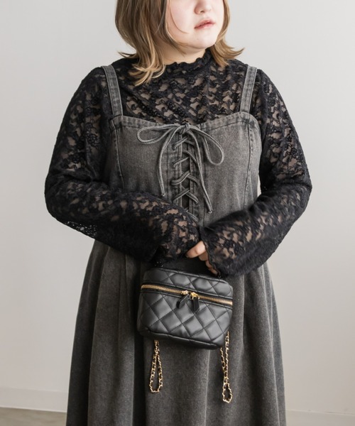 CLETTE(クレット)の「デニムレースアップジャンスカワンピース(ワンピース・レディース・ブルー/ブラック・4L/3L/LL)」の3枚目の写真