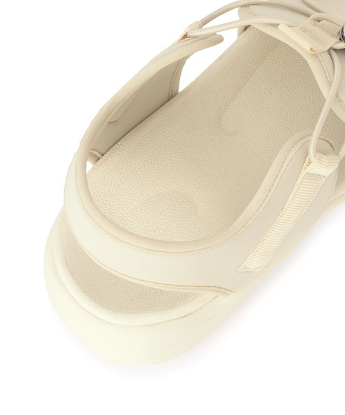 ROPE' PICNIC（ロペピクニック）の「アジャスタースピンドルスニーカーサンダル/リンクコーデ（サンダル・レディース・ブラック/キナリ・L/M/S）」の13枚目の写真