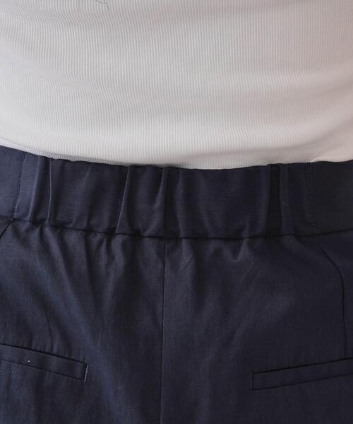 OPAQUE.CLIP（オペークドットクリップ）の「シャンブレーチノワイドパンツ【洗濯機洗い可】（その他パンツ・レディース・ベージュ/ネイビー・38/40/42）」の5枚目の写真