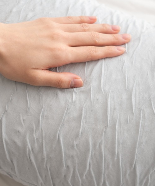 EMOOR(エムール)の「Melty Body Pillow (メルティボディピロー)(クッション/クッションカバー・レディース・グレー・FREE)」の10枚目の写真