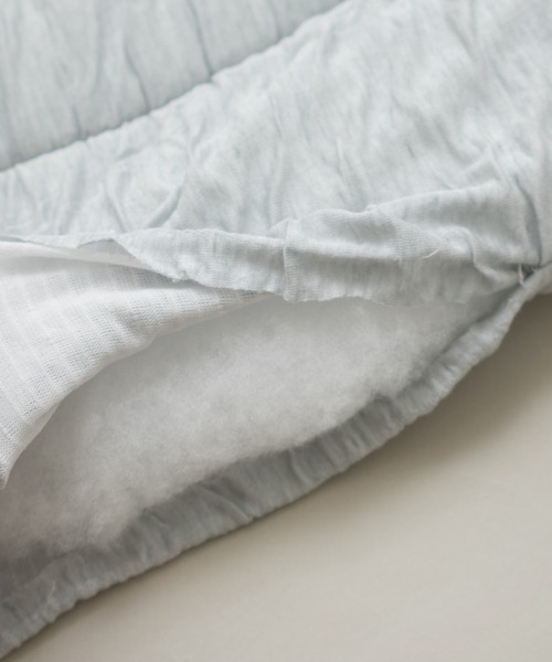 EMOOR(エムール)の「Melty Body Pillow (メルティボディピロー)(クッション/クッションカバー・レディース・グレー・FREE)」の4枚目の写真