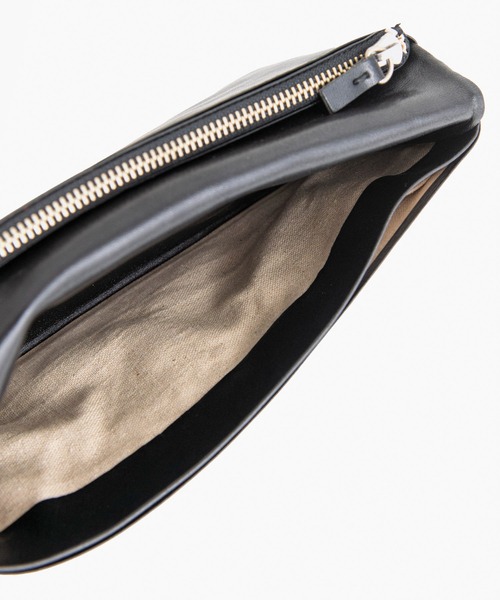 COSMIC WONDER(コズミックワンダー)の「Naturally-tanned leather wallet(財布・レディース・ブラウン/ナチュラル/ブラック・FREE)」の7枚目の写真