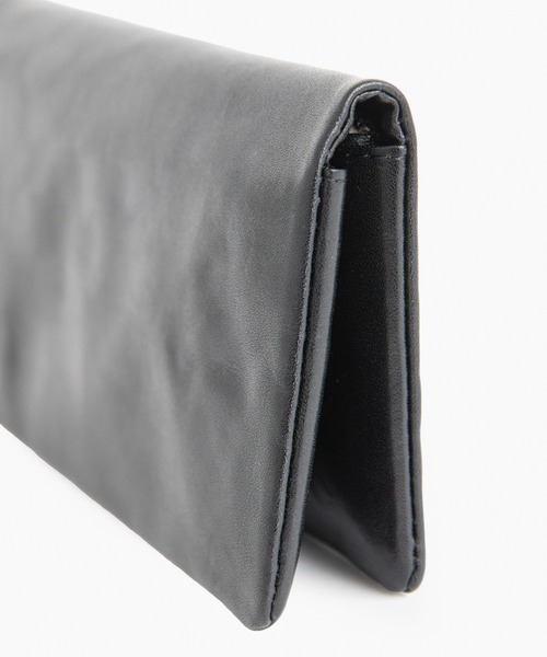 COSMIC WONDER(コズミックワンダー)の「Naturally-tanned leather wallet(財布・レディース・ブラウン/ナチュラル/ブラック・FREE)」の8枚目の写真