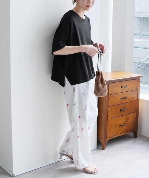 reca(レカ)の「花柄プリントタックパンツ(その他パンツ・レディース・ブラック/ホワイト・M)」の22枚目の写真