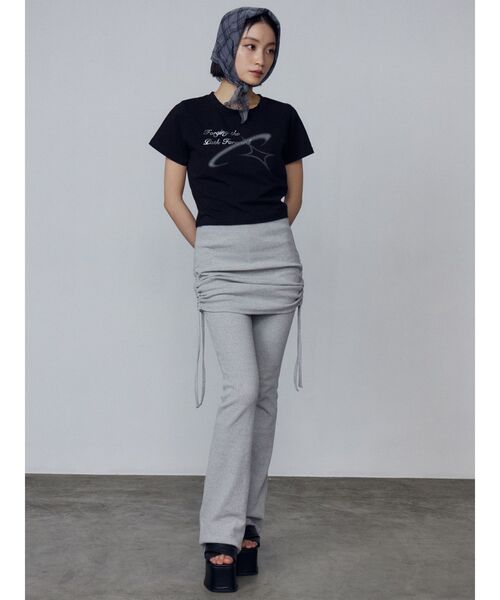 EMODA（エモダ）の「レイヤースカートフィットフレアパンツ（その他パンツ・レディース・ブラック/グレー/ネイビー・FREE）」の12枚目の写真