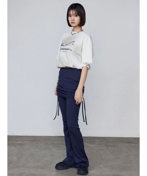 EMODA（エモダ）の「レイヤースカートフィットフレアパンツ（その他パンツ・レディース・ブラック/グレー/ネイビー・FREE）」の15枚目の写真