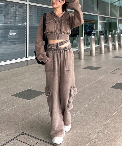 SPIRALGIRL（スパイラルガール）の「立体ポケットドロストスウェットパンツ（スウェットパンツ・レディース・ブラック/ブラウン/ネイビー・FREE）」の13枚目の写真