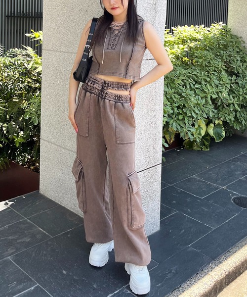 SPIRALGIRL（スパイラルガール）の「立体ポケットドロストスウェットパンツ（スウェットパンツ・レディース・ブラック/ブラウン/ネイビー・FREE）」の5枚目の写真