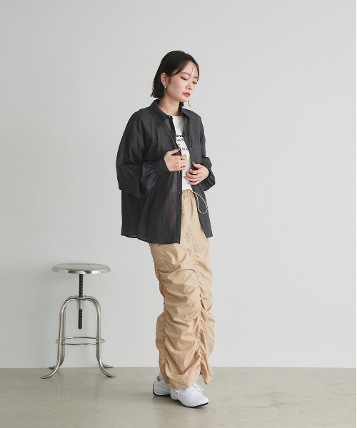 ad thie(アドティエ)の「シアーワッシャー オーバーサイズシャツ(シャツ/ブラウス・レディース・ブラック/ライトブルー/ピンク/ライトグリーン/オフホワイト・FREE)」の13枚目の写真
