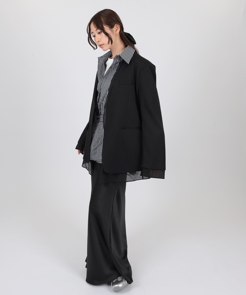 SUWDEE(スーディー)の「docking no color jacket(ノーカラージャケット・レディース・ブラック・FREE)」の4枚目の写真