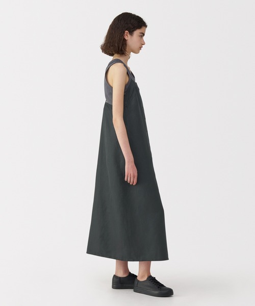 MUJI Labo(ムジラボ)の「〔MUJI Labo〕婦人 リネンシルクワンピース(シャツワンピース・レディース・ネイビー/スミクロ・S/M/L/XL)」の4枚目の写真