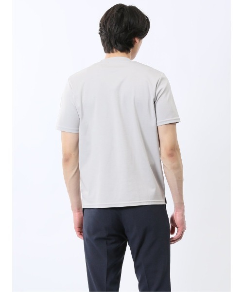 TAKA-Q（タカキュー）の「【ストレッチ ウォッシャブル】m.f.エディトリアル メンズ 【DRESS T-SHIRT】綿ストレッチ スロープネック半袖Tシャツ（Tシャツ/カットソー・メンズ・グレー/ブラック/ホワイト/ネイビー・MEDIUM/LARGE/X-LARGE）」の10枚目の写真