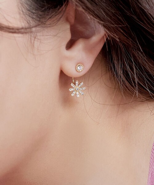 Tiaclasse(ティアクラッセ)の「【金属アレルギー対応】フラワーキャッチピアス(ピアス(両耳用)・レディース・シルバー/ブラック/ゴールド・FREE)」の9枚目の写真