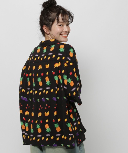 WIGGLE WIGGLE(ウィグルウィグル)の「【wiggle wiggle(ウィグルウィグル)】コラボ アソートパターンシャツ(シャツ/ブラウス・レディース・ブラック/ネイビー/クリーム・MEDIUM/LARGE)」の21枚目の写真