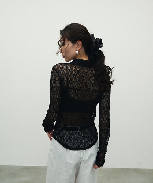 Lutim by u(ルチバイユー)の「Sheer Lace Tight Fit Shirt / シアーレースタイトフィットシャツ(シャツ/ブラウス・レディース・ホワイト/ブラック・FREE)」の12枚目の写真