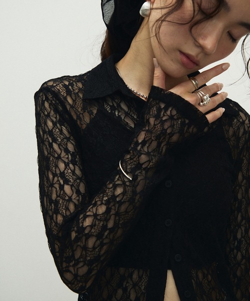 Lutim by u(ルチバイユー)の「Sheer Lace Tight Fit Shirt / シアーレースタイトフィットシャツ(シャツ/ブラウス・レディース・ホワイト/ブラック・FREE)」の13枚目の写真