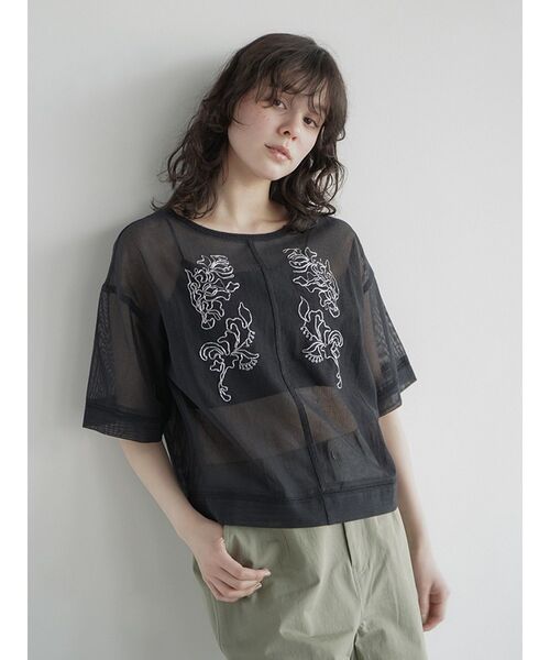 FIKA.(フィーカ)の「Zari embroidered mesh sheer blouse(シャツ/ブラウス・レディース・ブラック/オフホワイト・MEDIUM)」の3枚目の写真