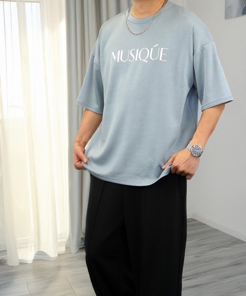 L'atelier(ラトリエ)の「肌触り ストレッチ Tシャツ半袖 ストリート 接触冷感 ロゴ T(Tシャツ/カットソー・メンズ・ホワイト系2/グレー系1/グレー系2/グレー系3/グレー系4/ホワイト系4/ホワイト系1/ブラック系4/ブラック系3/ブラック系2/ブラック系1/ホワイト系3/ダルブルー系1・LL/L/M)」の19枚目の写真