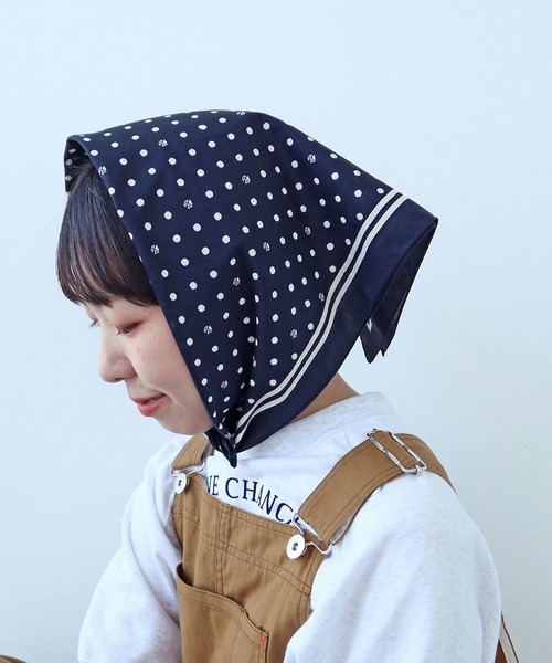 PAR ICI（パーリッシィ）の「ペイズリー/ヨットドット コットンバンダナ（バンダナ/スカーフ・レディース・ブラック系その他/ブラック系その他2/ブルー系その他2/ブルー系その他・FREE）」の4枚目の写真