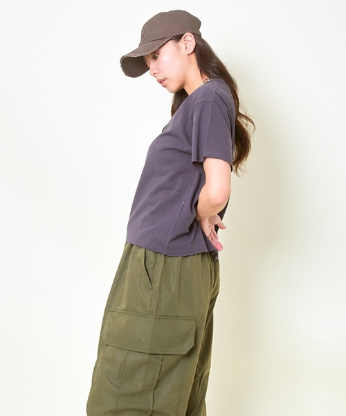 GORGE(ゴージ)の「《ちびロゴ×くりぬき》レディース 半袖Tシャツ カジュアル ベーシック 春夏秋(Tシャツ/カットソー・レディース・オフホワイト/グリーン/チャコール・F)」の8枚目の写真