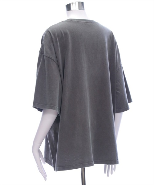 clear（クリア）の「オーバーサイズケミカル加工グラフィックTシャツ [着回し力抜群 大人 カジュアル]≪2025SS新作≫（Tシャツ/カットソー・レディース・ネイビー/チャコールグレー・F）」の11枚目の写真