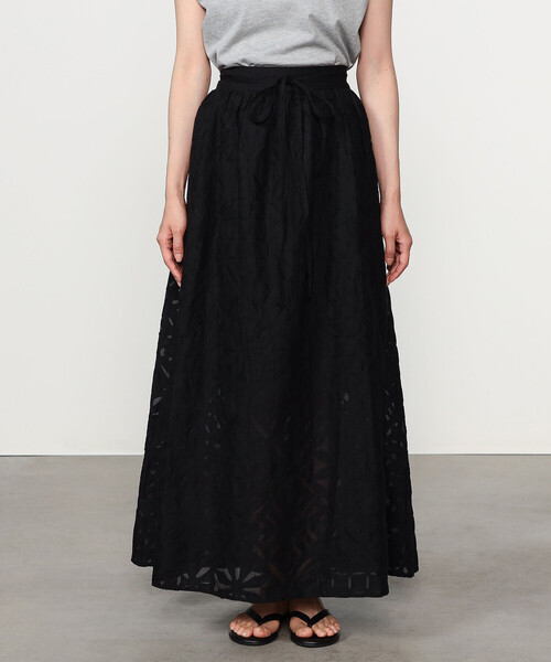 WALANCE（ワランス）の「WALANCE | リバースアップリケ フレアスカート WOMEN（スカート・レディース・ブラック・F）」の4枚目の写真