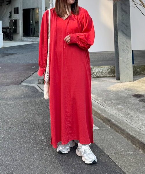 CIAOPANIC TYPY（チャオパニックティピー）の「【きくちゃん企画】リネンレーヨンボリュームスリーブワンピース（ワンピース・レディース・チャコールグレー/レッド/ベージュ・ONE SIZE）」の14枚目の写真