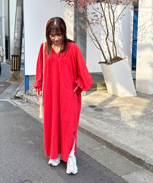 CIAOPANIC TYPY（チャオパニックティピー）の「【きくちゃん企画】リネンレーヨンボリュームスリーブワンピース（ワンピース・レディース・チャコールグレー/レッド/ベージュ・ONE SIZE）」の15枚目の写真