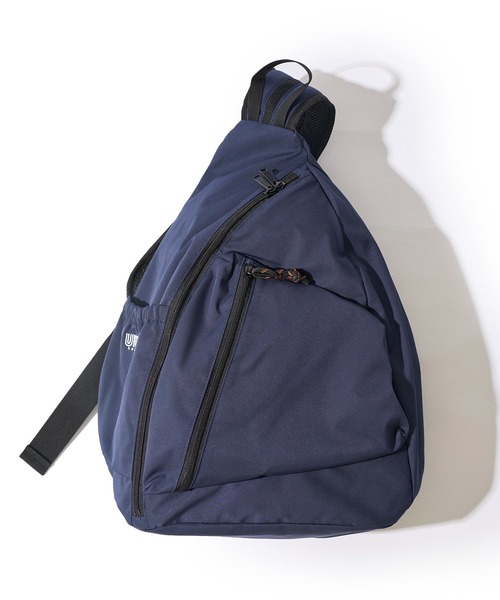 UNIVERSAL OVERALL(ユニバーサルオーバーオール)の「【UNIVERSAL OVERALL】ONIGIRI ONE SHOULDER / オニギリ型 ワンショルダーバッグ(ショルダーバッグ・レディース・ネイビー/ブルー/グレイッシュベージュ/ブラック/カーキ・FREE)」の10枚目の写真