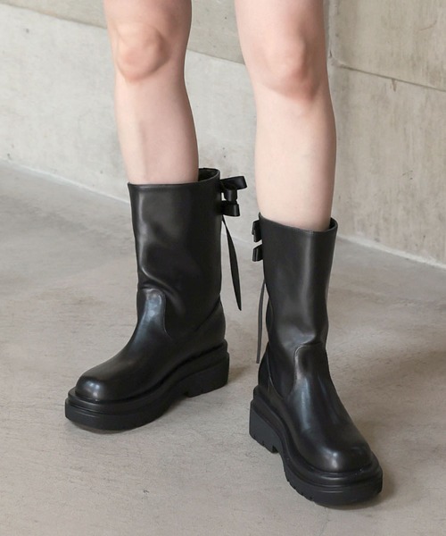 DONOBAN(ドノバン)の「バックリボンミドルブーツ(ブーツ・レディース・ブラック・24.5cm/23.5cm/22.5cm)」の5枚目の写真