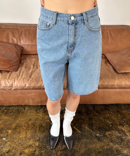 FUULLY STUDIO（フーリィーステューディオ）の「デニムハーフパンツ（デニムパンツ・レディース・ホワイト/ブラック/ブルー・SMALL/MEDIUM）」の11枚目の写真