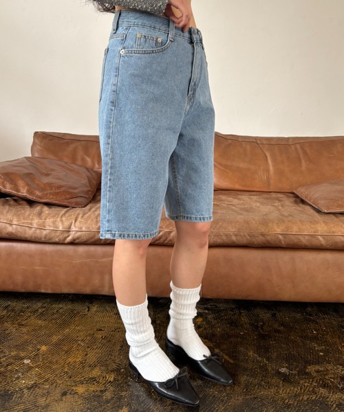 FUULLY STUDIO（フーリィーステューディオ）の「デニムハーフパンツ（デニムパンツ・レディース・ホワイト/ブラック/ブルー・SMALL/MEDIUM）」の12枚目の写真