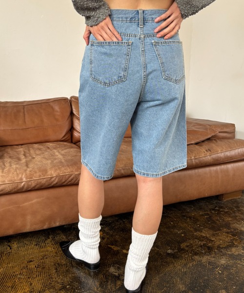 FUULLY STUDIO（フーリィーステューディオ）の「デニムハーフパンツ（デニムパンツ・レディース・ホワイト/ブラック/ブルー・SMALL/MEDIUM）」の14枚目の写真