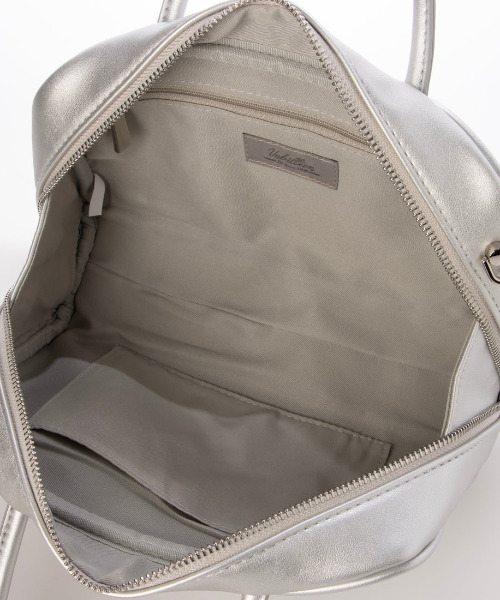 cache cache(カシュ カシュ)の「カシュカシュ cachecache / チャーム付横長ボストン(ボストンバッグ・レディース・キャメル/ベージュ系その他/ワインレッド/レオパード/シルバー/ブラック/イエロー/サックスブルー/アイボリー・FREE)」の18枚目の写真