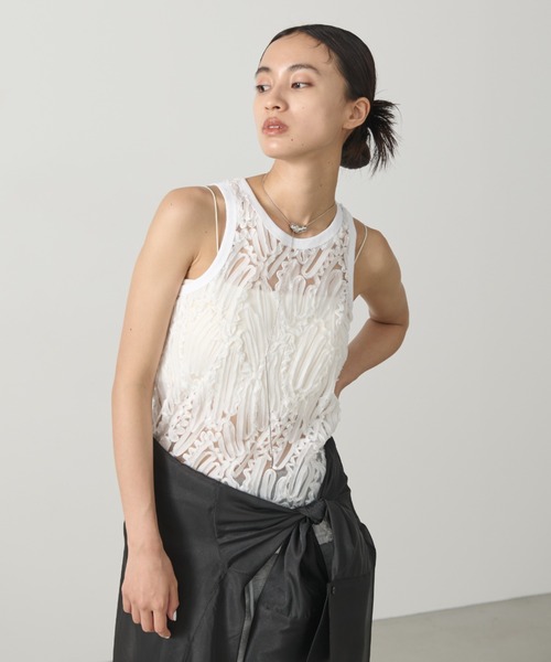 AIC.(エーアイシー)の「チュールレースタンクトップ/セットアップ可能(タンクトップ・レディース・オフホワイト/ブラック・FREE)」の5枚目の写真