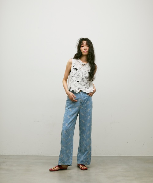 Lutim by u（ルチバイユー）の「Flower denim barrel pants