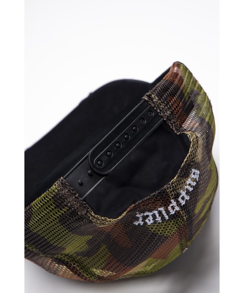 SUPPLIER(サプライヤー)の「メッシュキャップ|Camouflage Cross Leather Patch Mesh Cap|SUPPLIER(キャップ・メンズ・ブラック・FREE)」の4枚目の写真