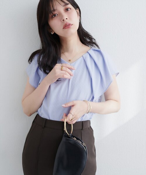 natural couture（ナチュラルクチュール）の「ドビードットフレア袖ブラウス（シャツ/ブラウス・レディース・ブラック/グリーン/サックスブルー/オフホワイト・FREE）」の13枚目の写真