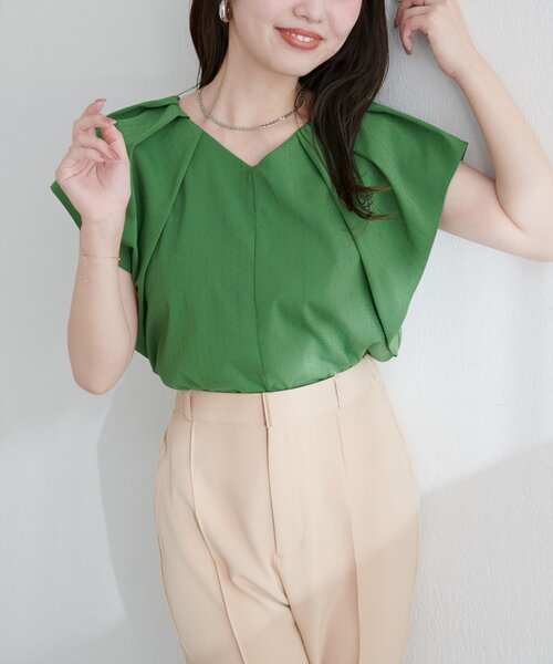 natural couture（ナチュラルクチュール）の「ドビードットフレア袖ブラウス（シャツ/ブラウス・レディース・ブラック/グリーン/サックスブルー/オフホワイト・FREE）」の7枚目の写真