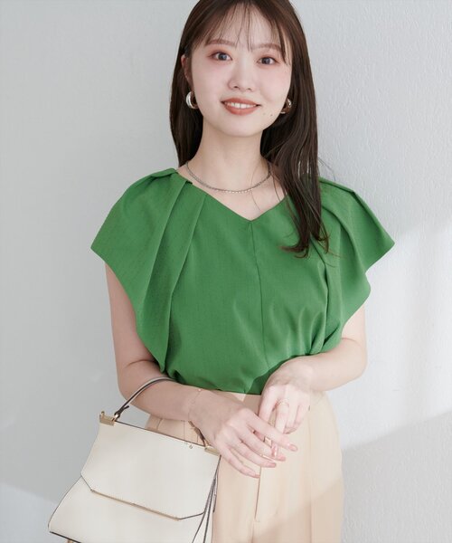 natural couture（ナチュラルクチュール）の「ドビードットフレア袖ブラウス（シャツ/ブラウス・レディース・ブラック/グリーン/サックスブルー/オフホワイト・FREE）」の8枚目の写真