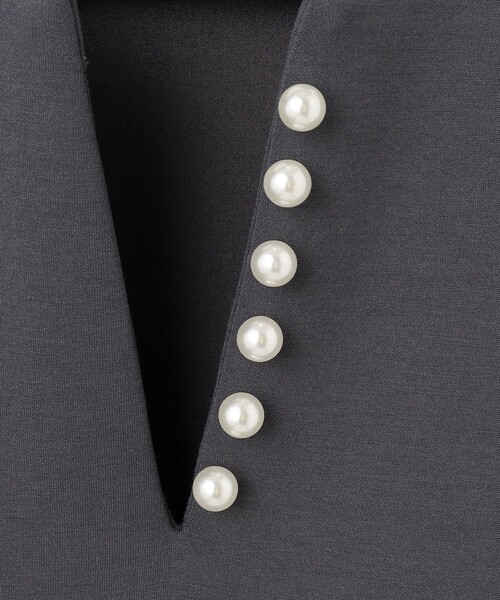 Feroux(フェルゥ)の「パール付きダンボール ジャンパースカート(ドレス・レディース・スカイブルー系/グレー系/アイボリー系・MEDIUM/SMALL)」の12枚目の写真