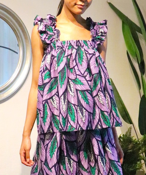 moyan ecri(モヤン エクリ)の「<moyan ecri>アフリカンファブリック使用フリルキャミSHOULDER FRILL CAMI BUSTIER(キャミソール・レディース・ブラック/ブルー/プラム/オレンジ・FREE)」の3枚目の写真