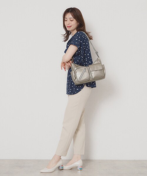 ITS'DEMO（イッツデモ）の「【8ポケット】アウトポケットショルダー（ショルダーバッグ・レディース・ブロンズ/ブラック/ナチュラル・00）」の10枚目の写真