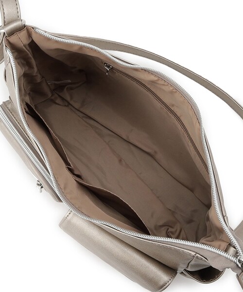 ITS'DEMO（イッツデモ）の「【8ポケット】アウトポケットショルダー（ショルダーバッグ・レディース・ブロンズ/ブラック/ナチュラル・00）」の19枚目の写真