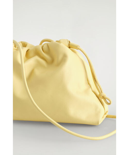 セール】ドローストリングバケットバッグ - レザー（ショルダーバッグ