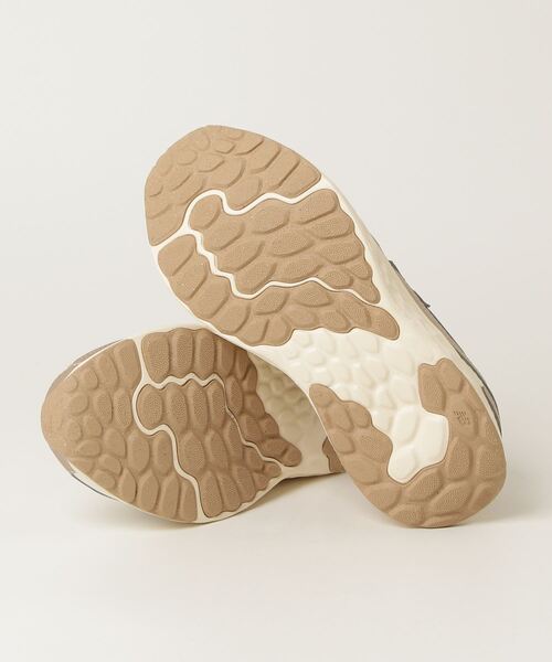 NEW BALANCE(ニューバランス)の「Fresh Foam Arishi v4(スニーカー・レディース・ブラック/グレー/ベージュ・22.5cm/23.0cm/23.5cm/24.0cm/24.5cm/25.0cm/25.5cm)」の8枚目の写真