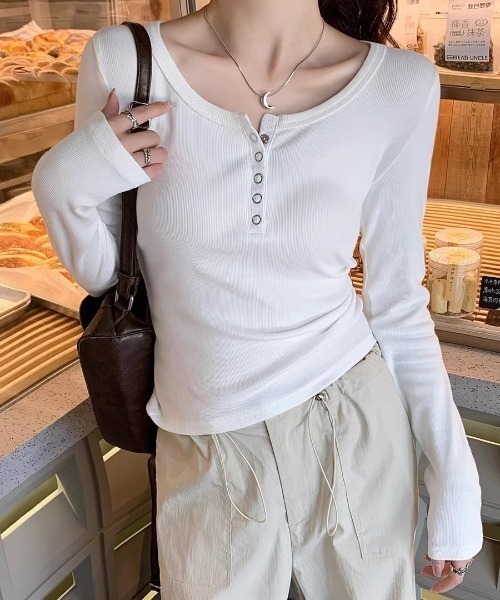 yuue' ( wear )(ユーイ)の「ヘンリーネックリブロングTシャツ(Tシャツ/カットソー・レディース・ホワイト/ライトグレー/ブラック・FREE)」の8枚目の写真